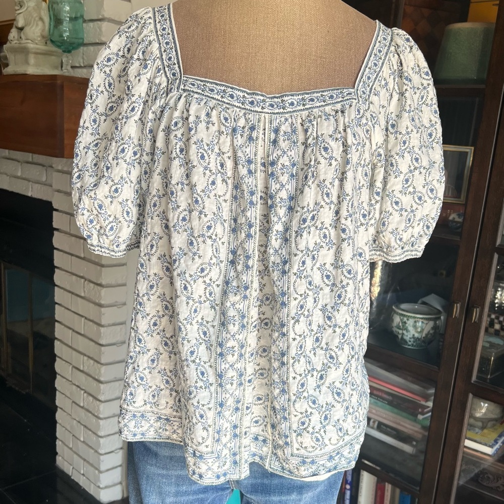 Max Studio-Floral Blue and White Women's Top